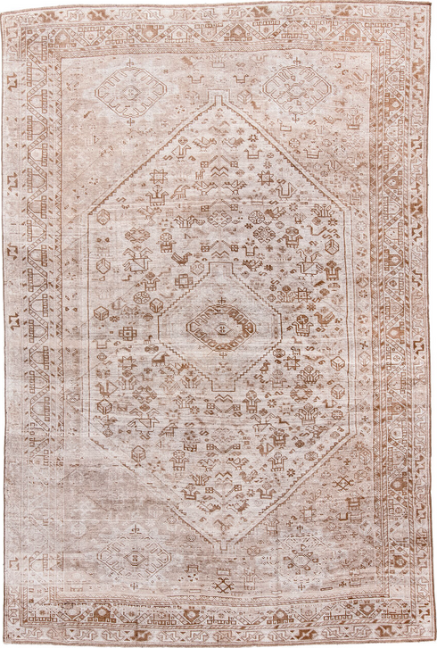 Antique Shiraz Area Rug (6' x 9')